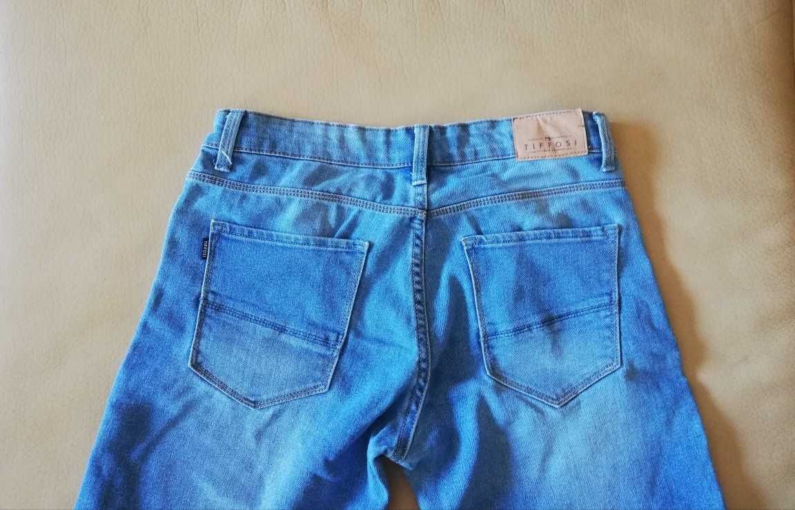 Calçao de ganga 12 anos Tiffosi + oferta calça desporto malha