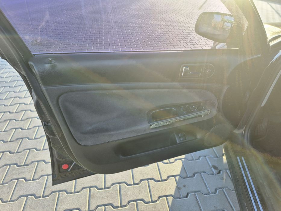 Продам власний автомобіль Volkswagen Passat B5+