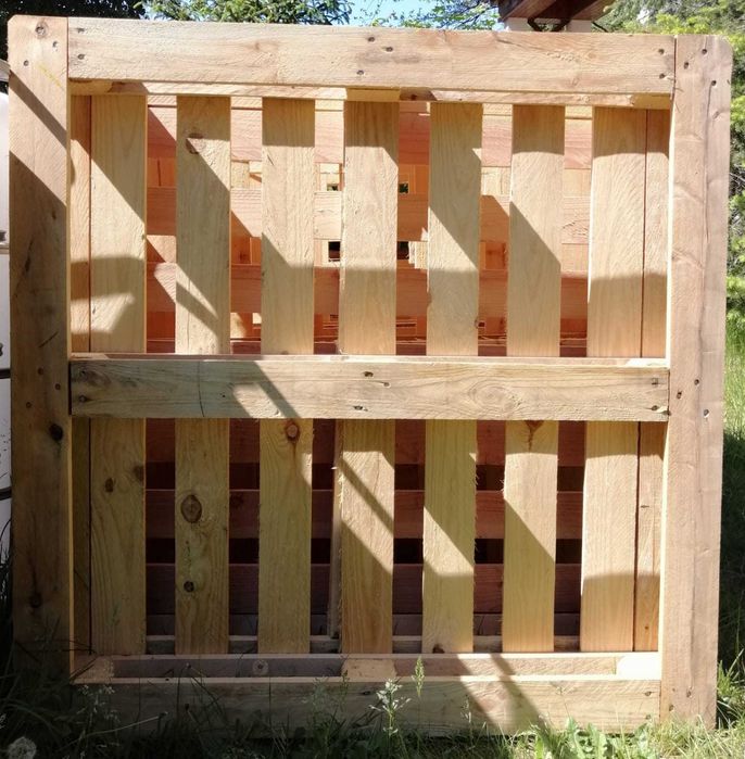 Palety 120 x 80 cm ładne mocne jasne przemysłowe, np. na taras, schody