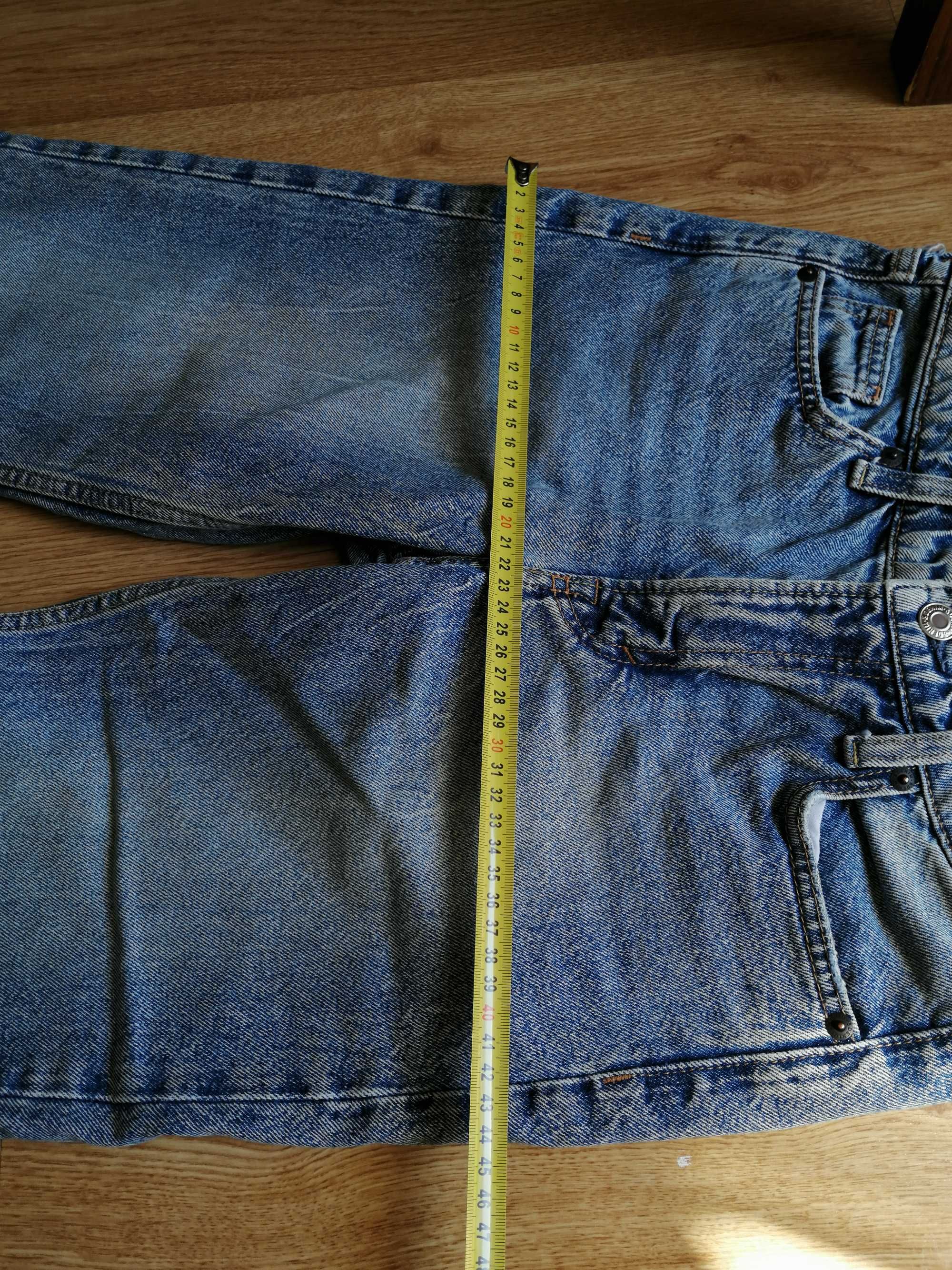 niebieskie jeansy straight mid waist regular fit