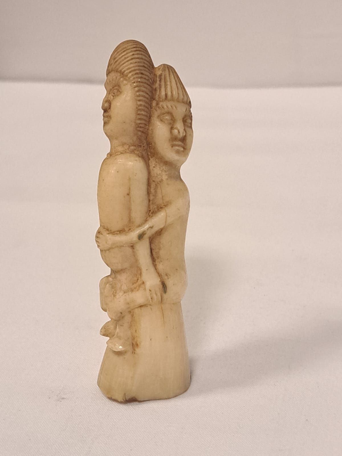 Escultura irótica antiga