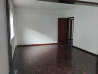 Excelente Apartamento T3/T4 no Centro da Figueira da Foz!