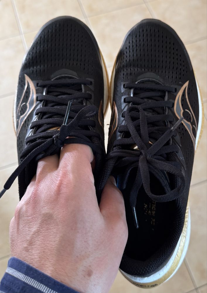 Saucony Endorphin Speed 3   42.5/27cm