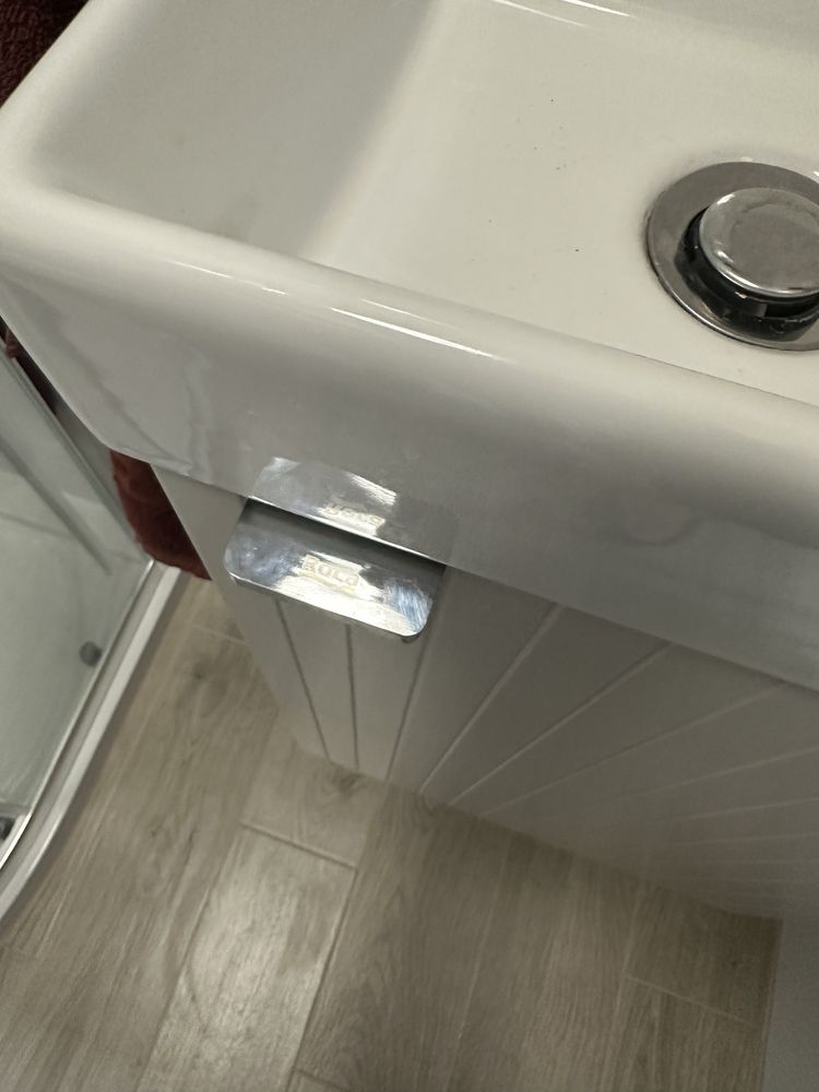 Szafka z umywalką Mirano Listrado wisząca 40 cm kaszmir (komplet)