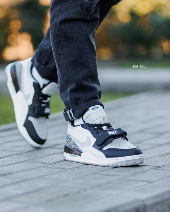 Кросівки 41-45 Nike Air Jordan Legacy 312 Low White Black / Кроссовки