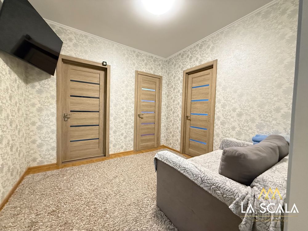Початок Головатого! 71 м² в центрі Борисполя! Утеплення, меблі, центр!