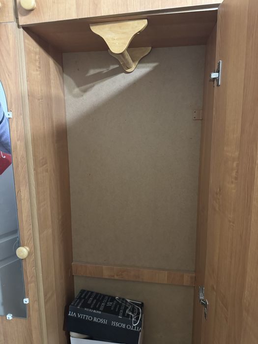 Продам шафу терміново!