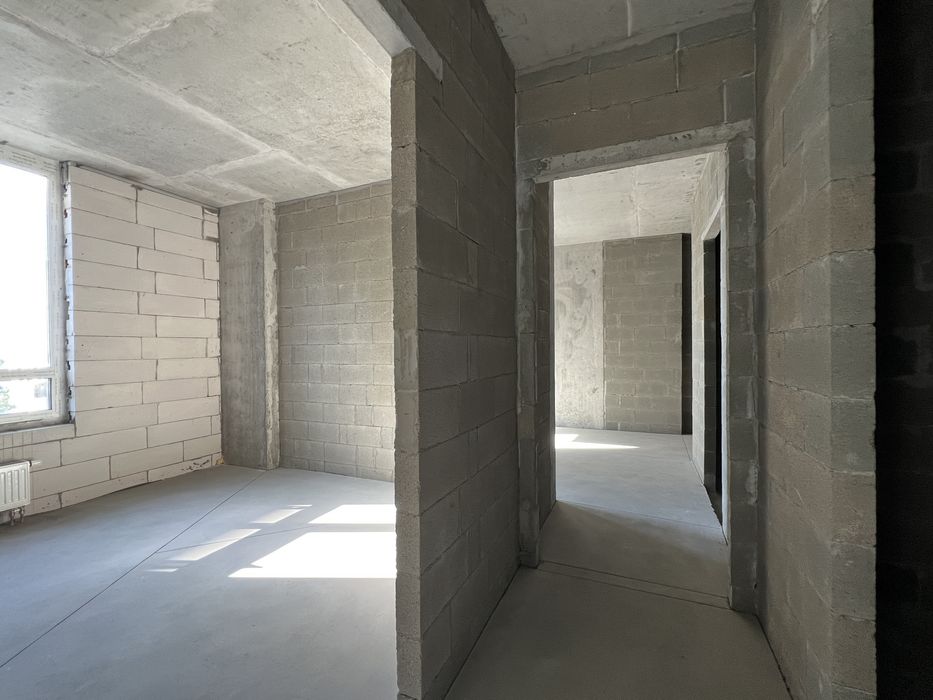 Продаж двокімнатна кв. в ЖК Файна Таун, з кухнею-вітальнею, не кутова