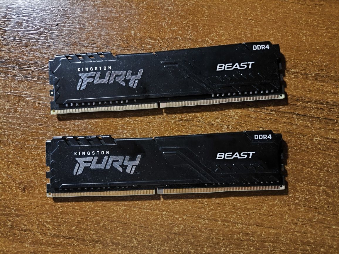 Оперативна пам'ять Kingston Fury DDR4-3200 8x2 GB