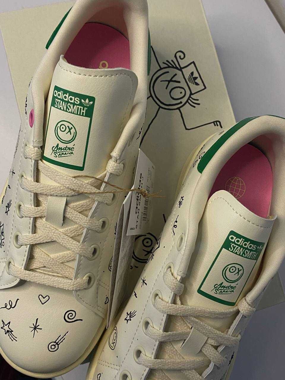 adidas André Saraiva x Stan Smith J 'The World Needs Love'