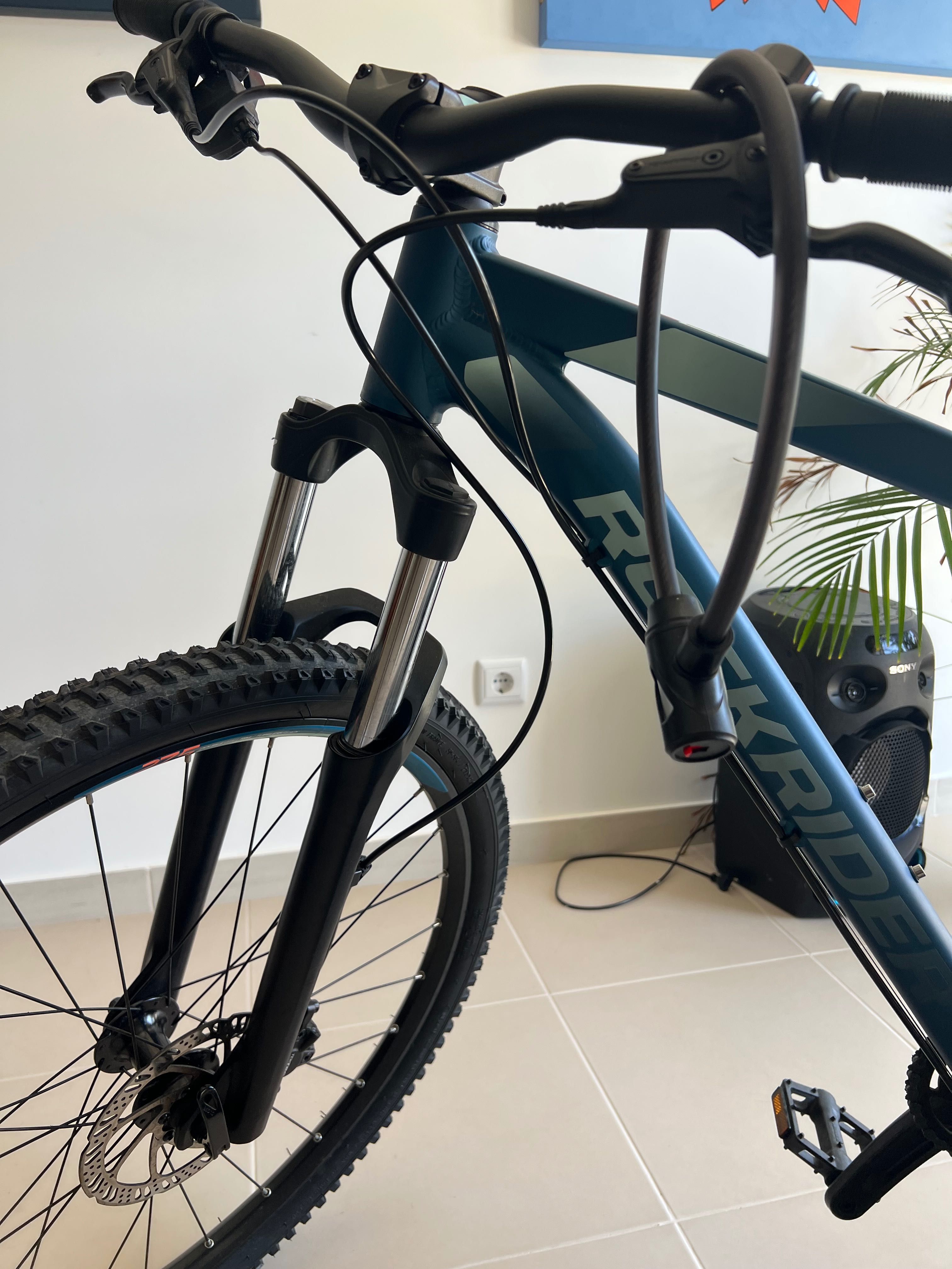 Bicicleta Rockrider ST530 Rosa 27,5