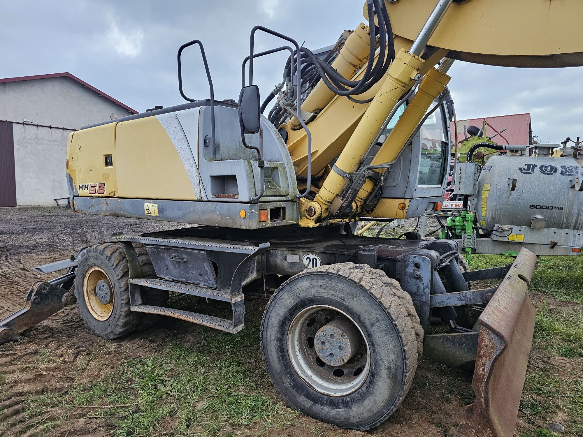 Koparka kołowa New Holland MH 6.6 2006r. Atlas JCB Liebher