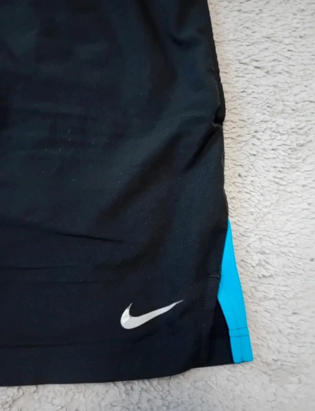 #Nike szorty krótkie spodenki czarne z niebieską wstawką