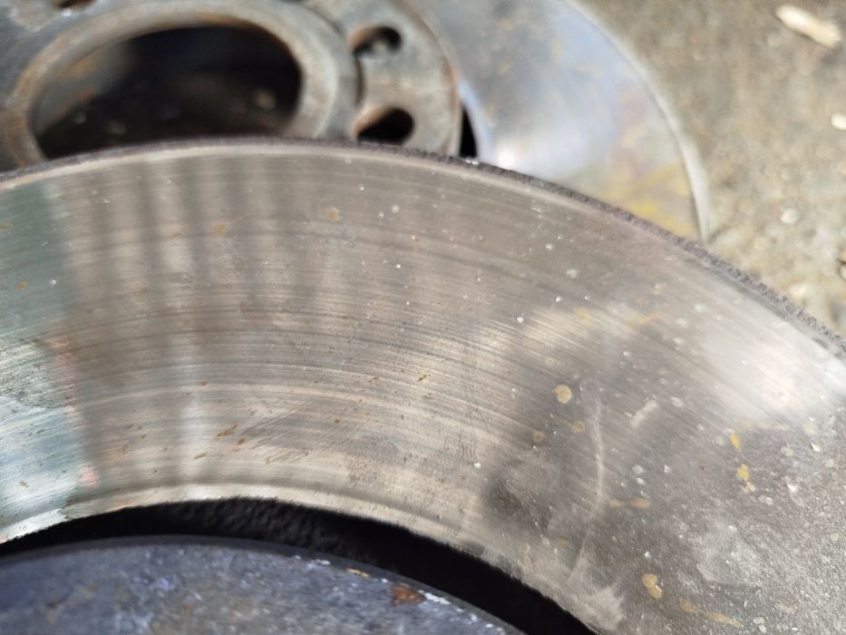 Тормозные диски комплект