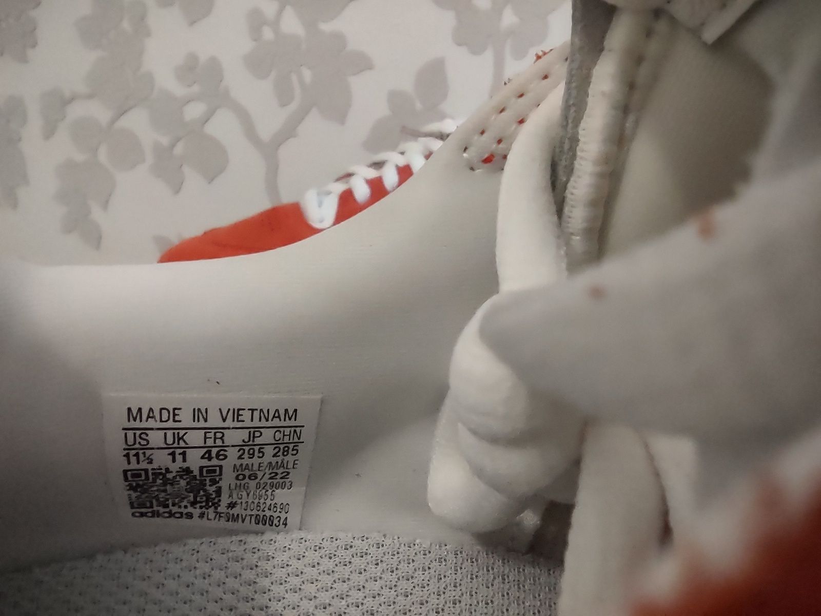 Adidas TYSHAWN, Samba, оригінал, US 11.5, EU 46, 29.5 см!