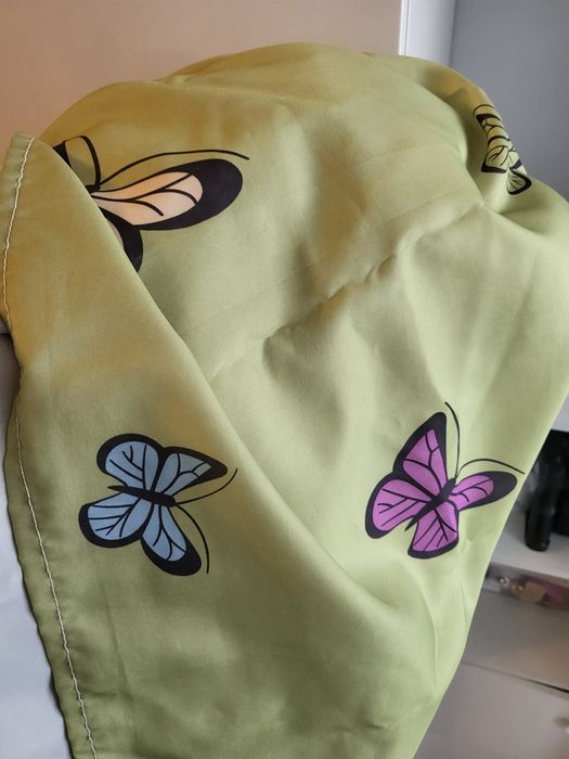 Zasłona prysznicowa w motylki