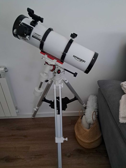 Telescopio OMEGON ADVANCED 150/750