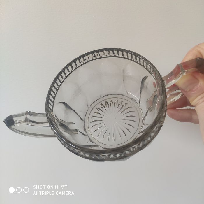 Szklana cukiernica art deco