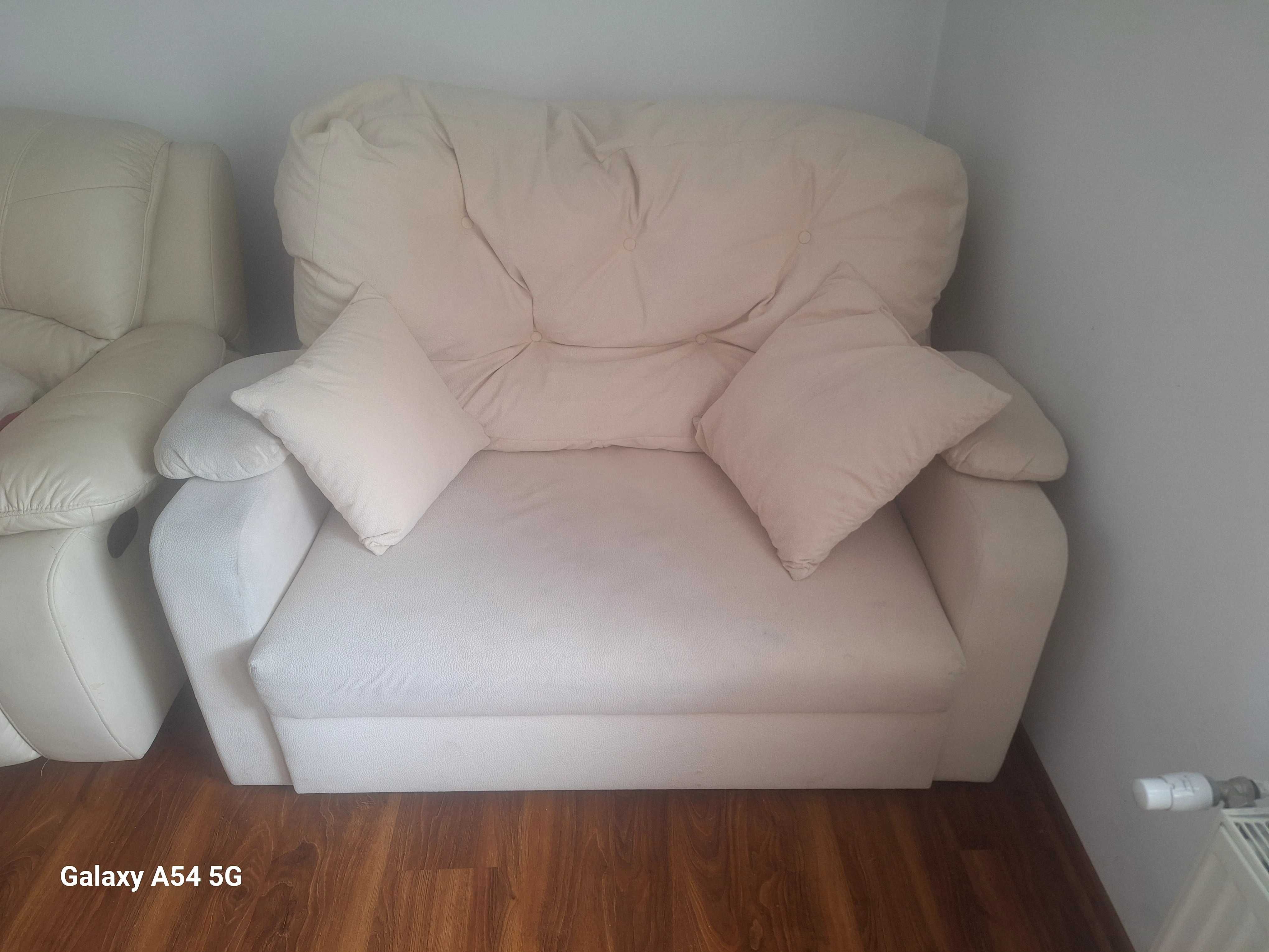 Sofa rozkładana biała