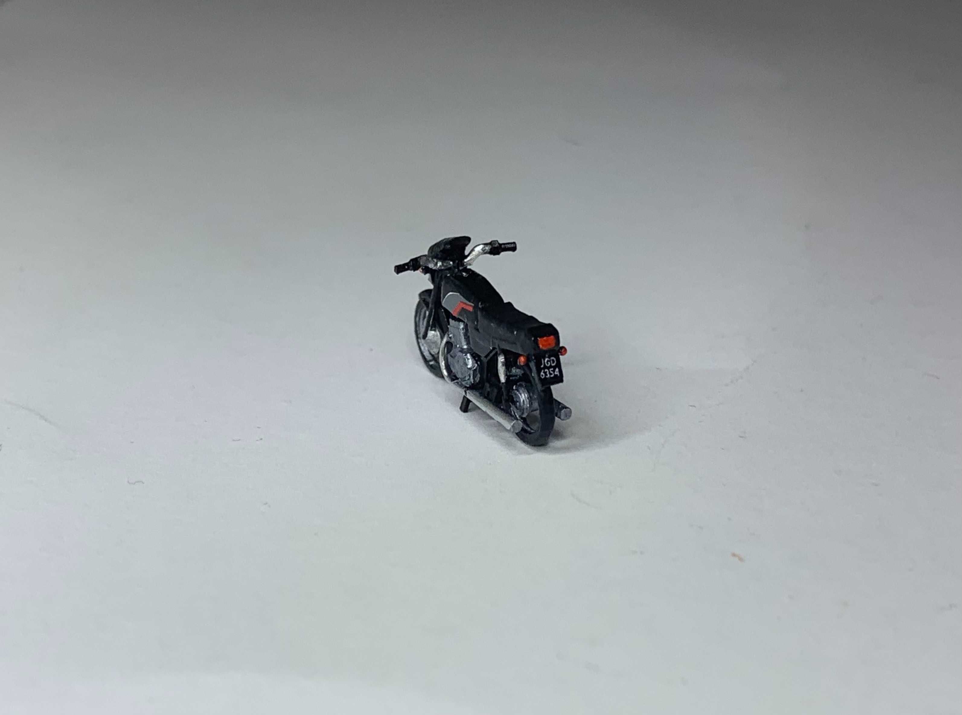 Motocykl Jawa 350 TS skala 1:87 H0