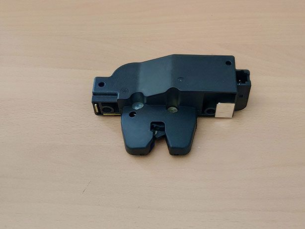 Fechadura Fecho Trinco Mala Peugeot 206 /307 / 407 (NOVO)
