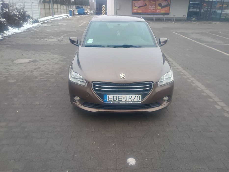 Sprzedam Peugeota 301. 1.6 HDi 160 tyś km. Posiadam go już od 9lat
