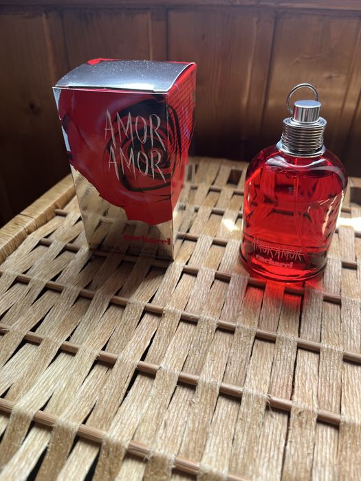 Perfumes novos amor amor