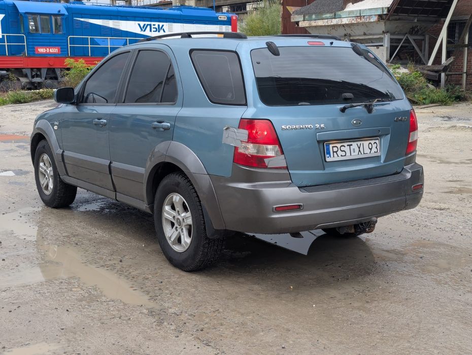 КІА Соренто ( ддя військових)