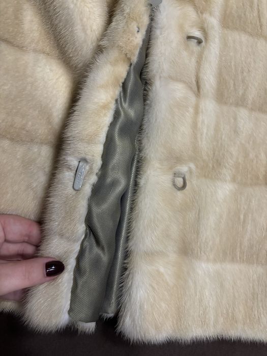 Норковая шуба бежевая