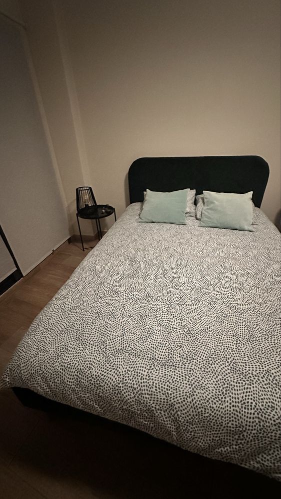 Cama + Colchão + Estrado (Oferta 2x Mesas Cabeceira)