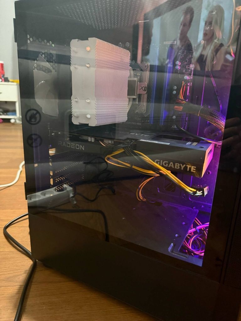 Komputer do gier – i5 7400 / RX 6600 / 16GB RAM / 1TB SSD