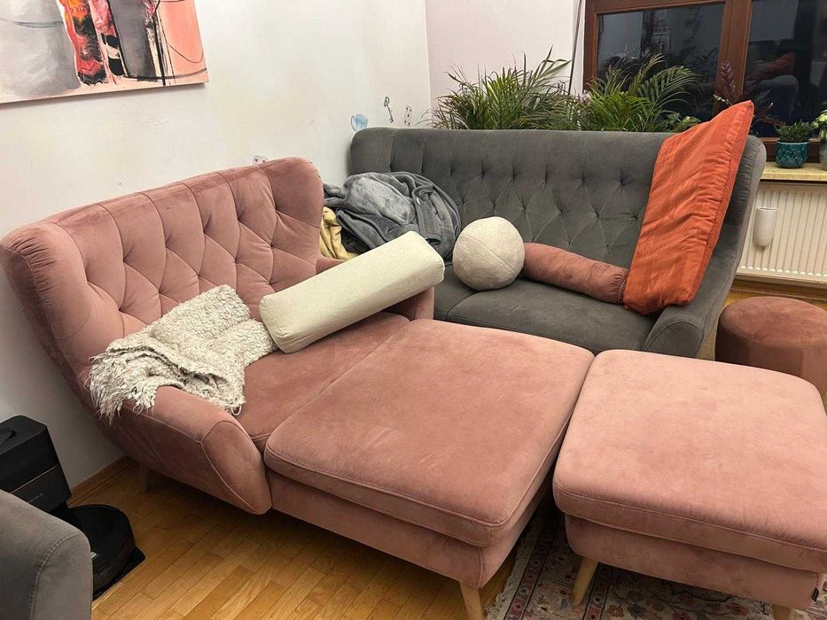 Sofa - różowa z podnóżkiem