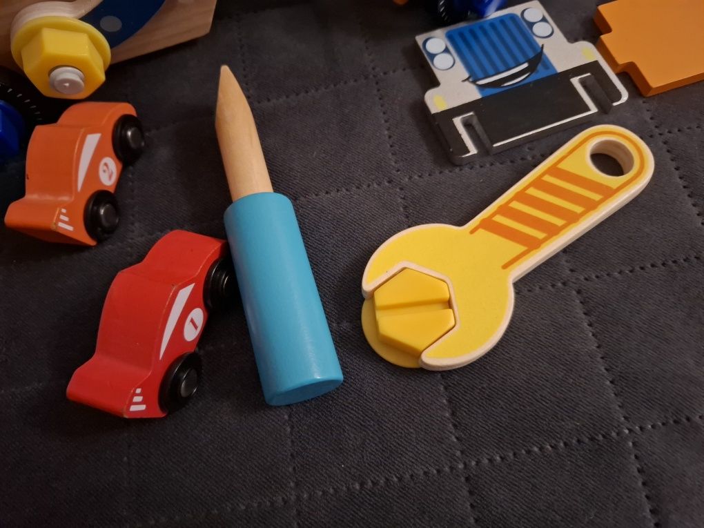 Acool Toy drewniana laweta z autkami
