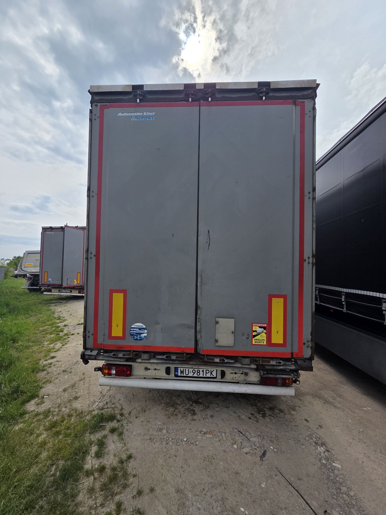 Naczepa mega krone