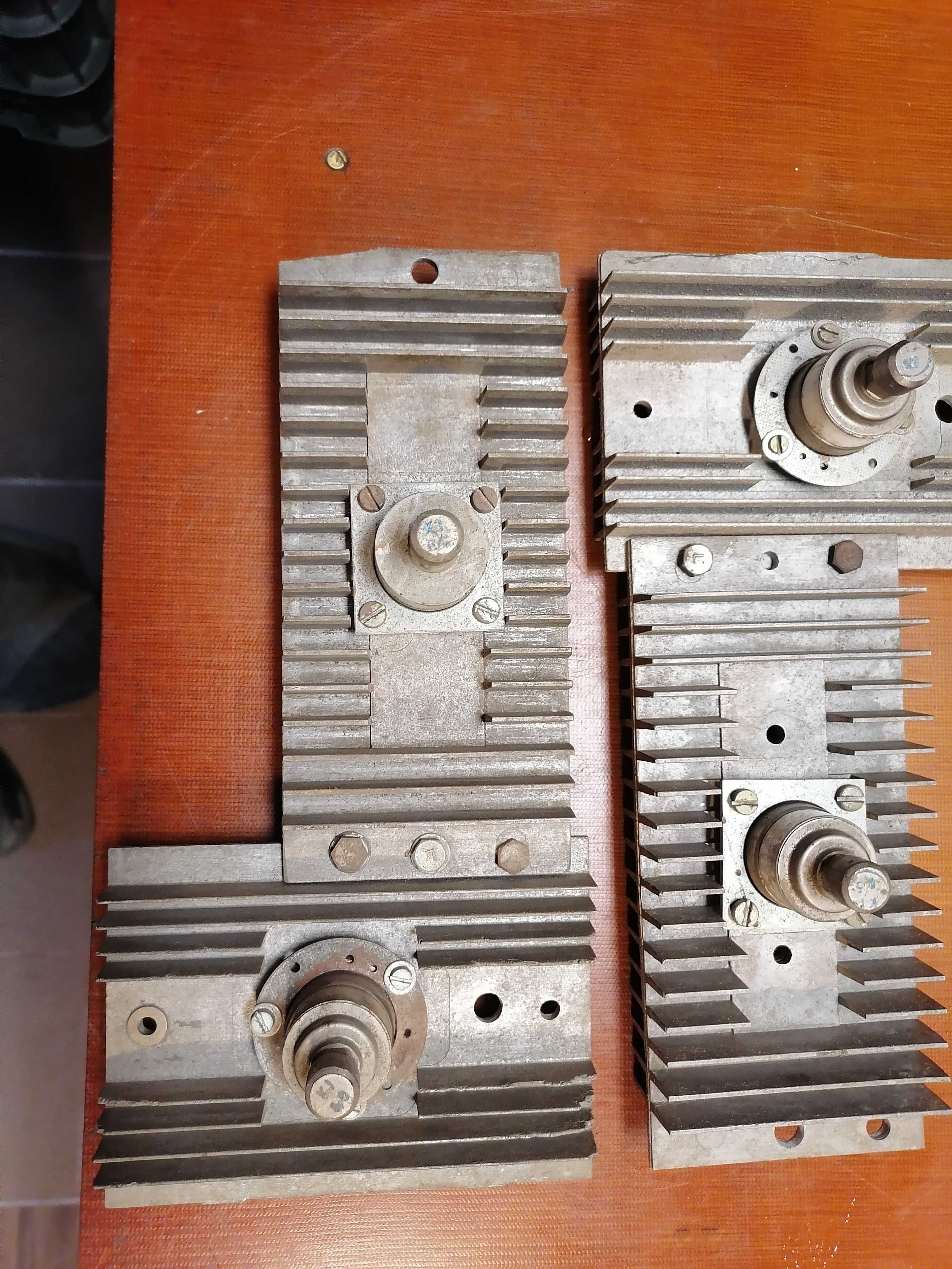 diody prostownicze z radiatorami