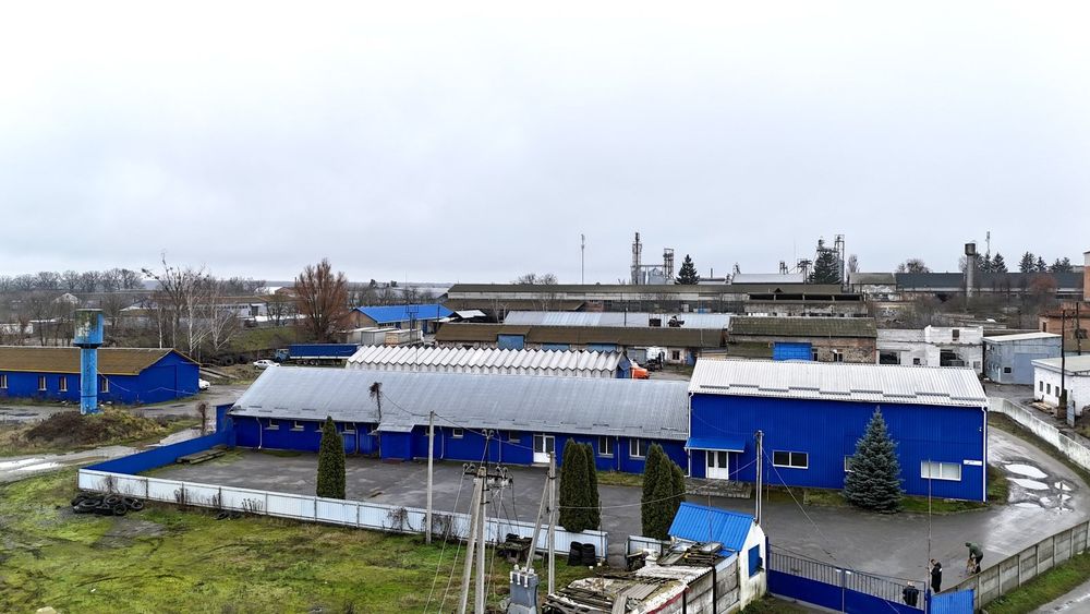 Продам комерційне приміщення смт Стрижавка