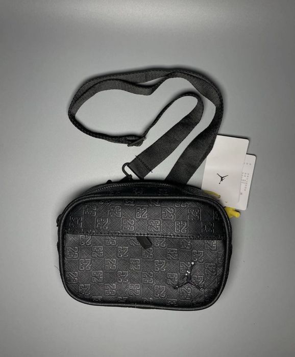 NIKE JORDAN барсетка чорна | сумка 20х14 см