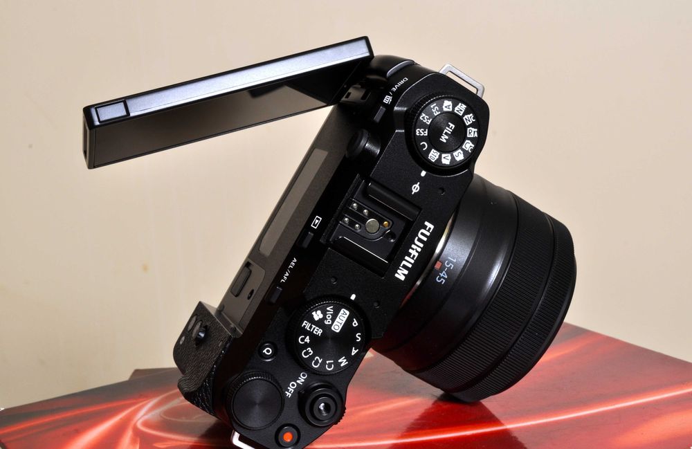 Fuji X-M5 com Xc 15x45. Novo, fatura/garantia