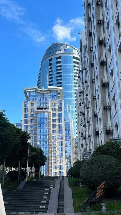 Паркинг ЖК Бульвар Фонтанов Инвестиция более 100 мест в наличии