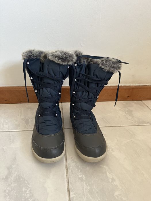 Botas de caminhada na neve - QUECHUA - USADA APENAS 1 VEZ