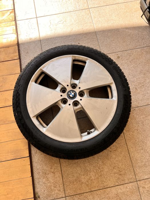 Колеса BMW I3 с зимней резиной 22 год
