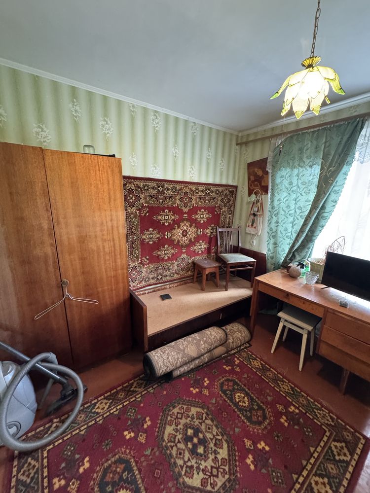 3-к Подол , рядом Атб