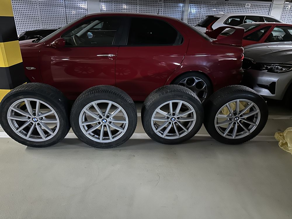BMW 330e R17 zima