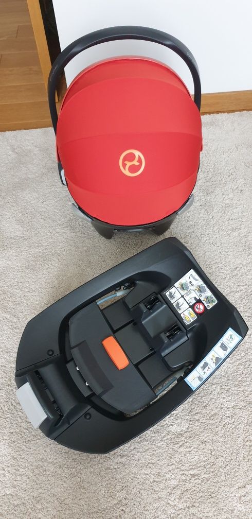 Fotelik Cybex Aton Q I-size Plus + baza po 1 dzievku