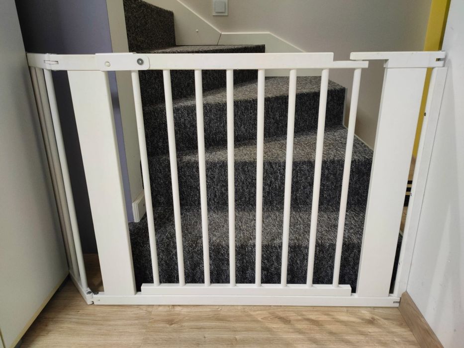 Barierka ochronna / bramka zabezpieczajaca na schody do 118 cm