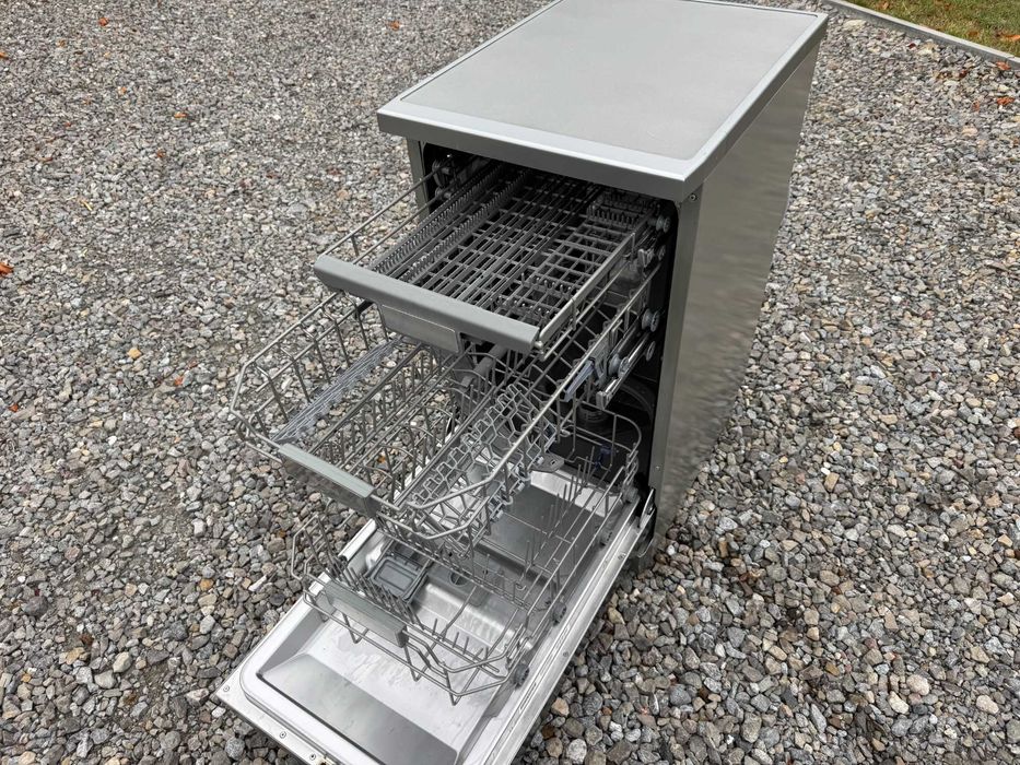 Zmywarka Whirlpool 45 cm . 100% sprawna