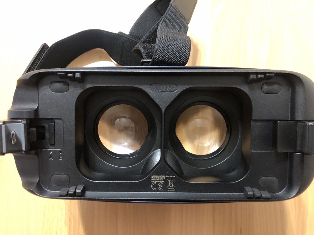 Очки Samsung Gear VR