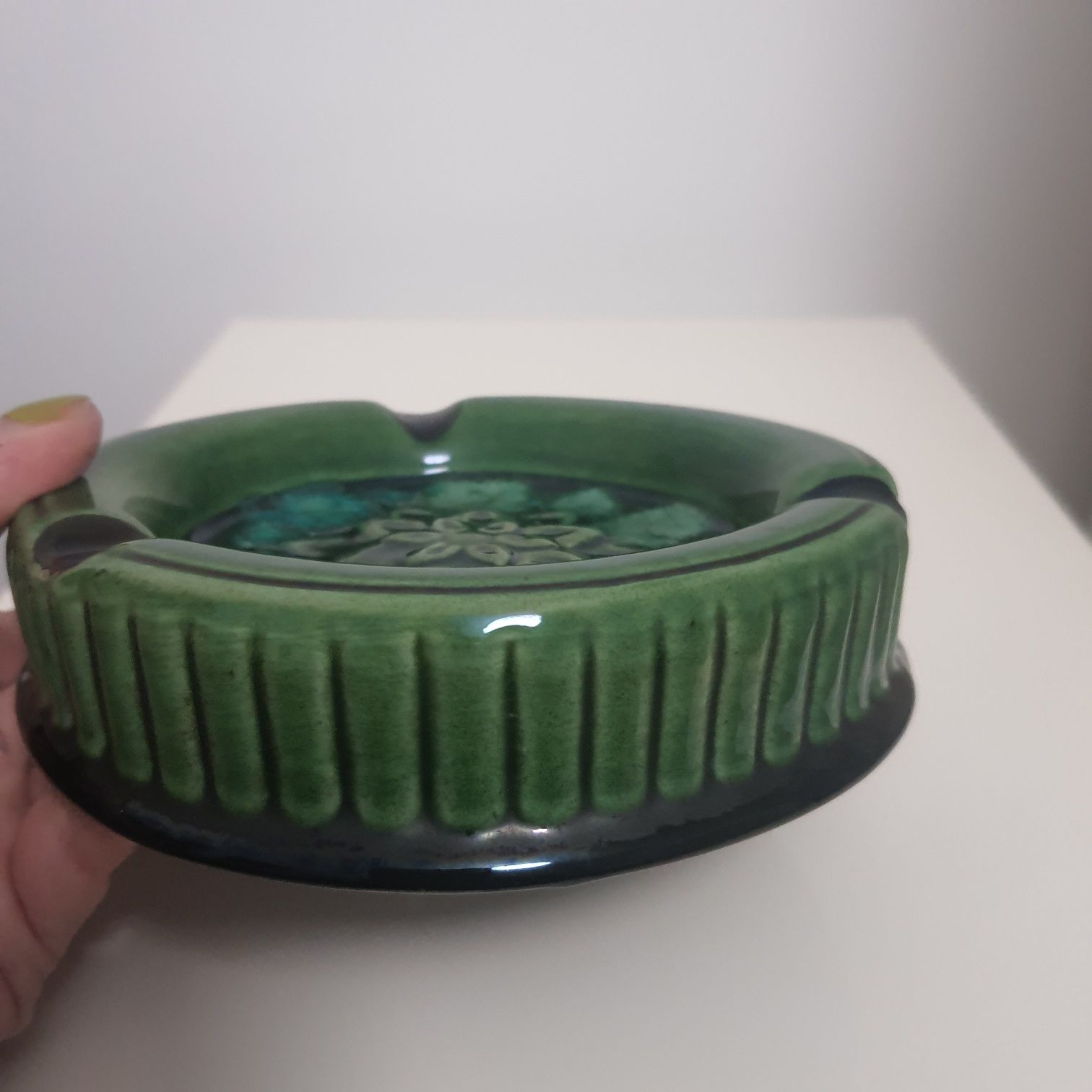 Cinzeiro ceramico vintage verde anos 70 modernista