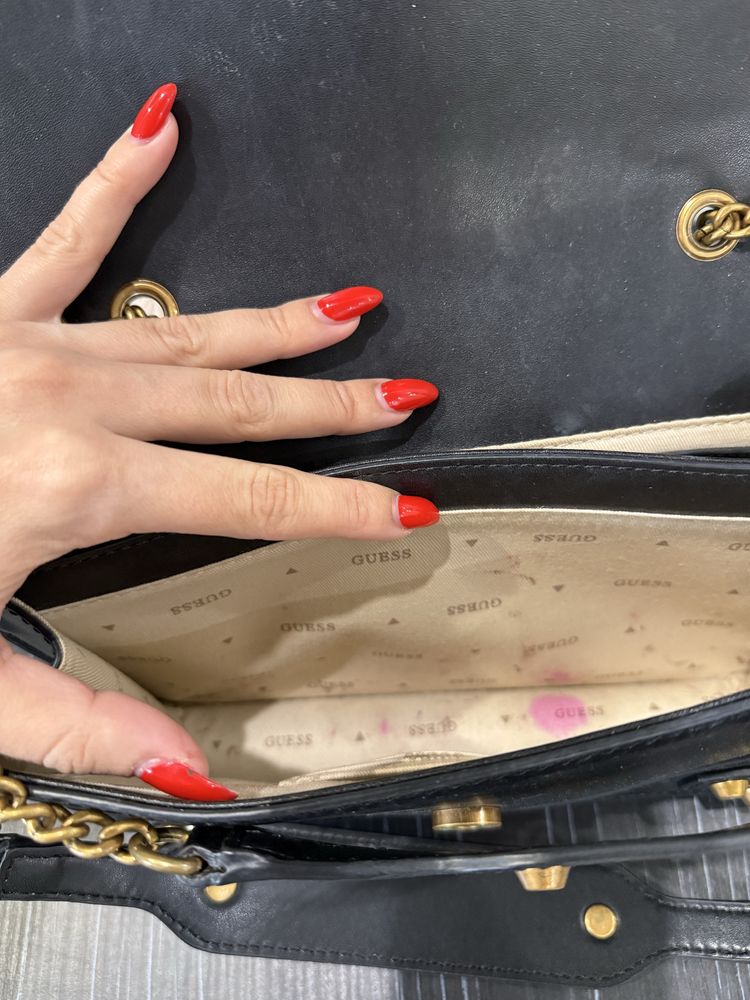 Продам сумку GUESS оригінал