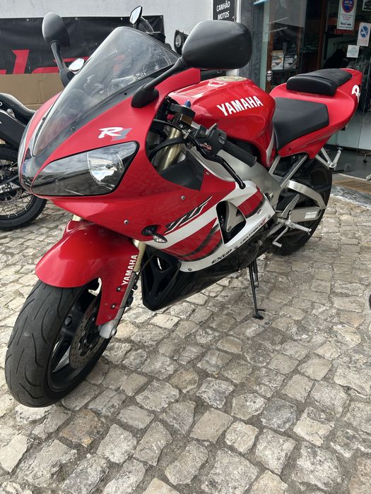 Vendo yamaha R 1